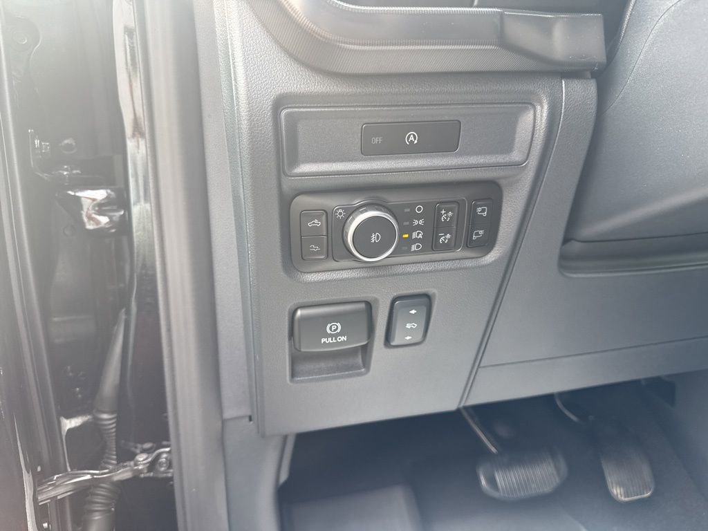 Used 2025 Ford F150 Raptor AWD/4WD image 24