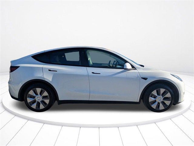 Used 2023 Tesla Model Y Long Range image 3