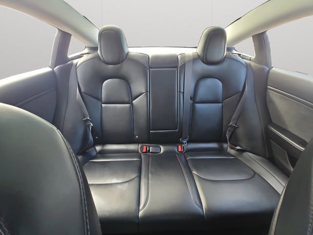 Used 2018 Tesla Model 3 Long Range image 11