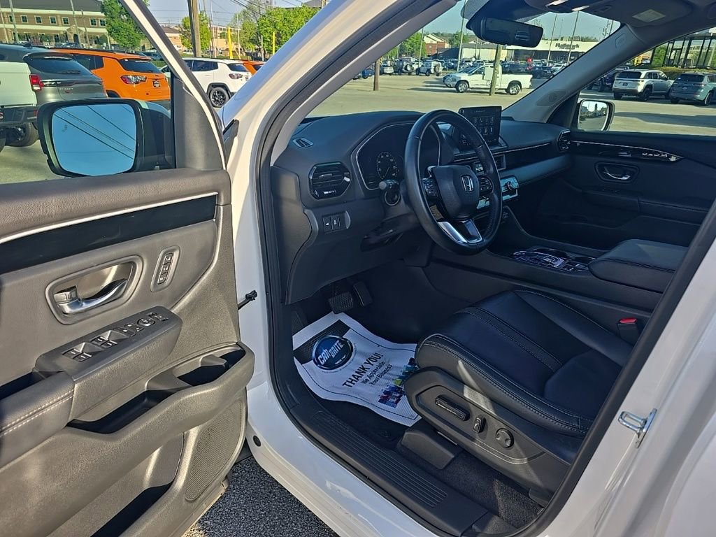 Used 2023 Honda Pilot EX-L image 12