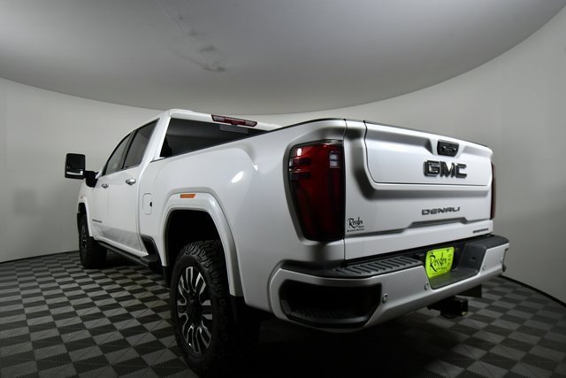 Used 2024 GMC Sierra 3500 Denali Ultimate image 13