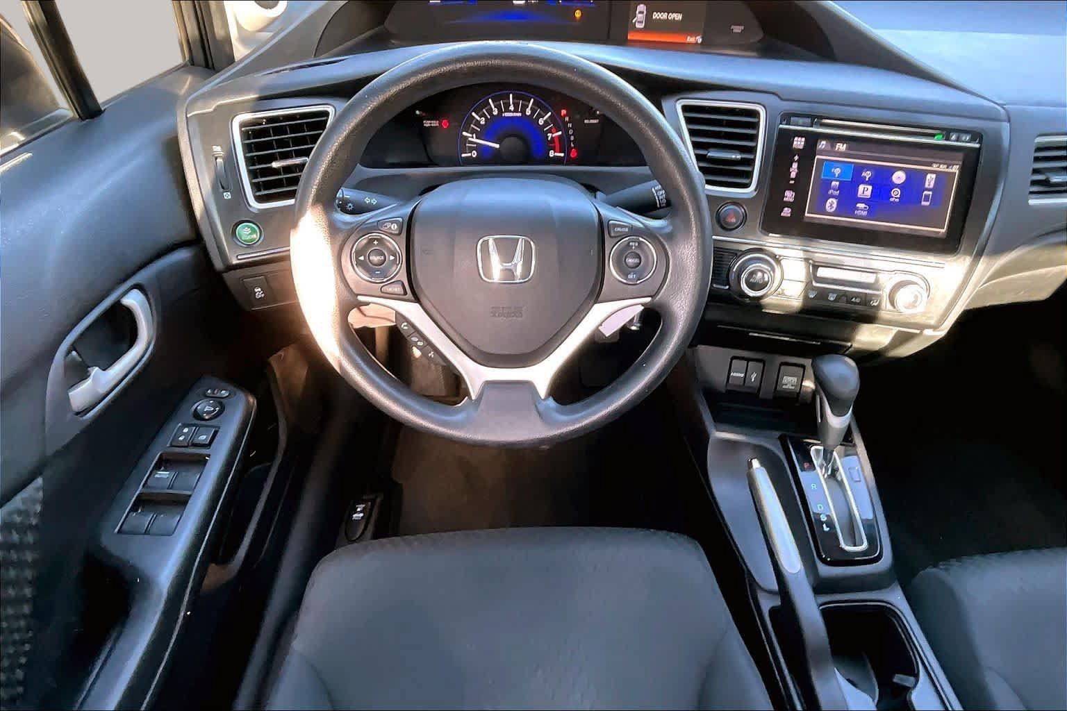 Used 2015 Honda Civic SE image 6