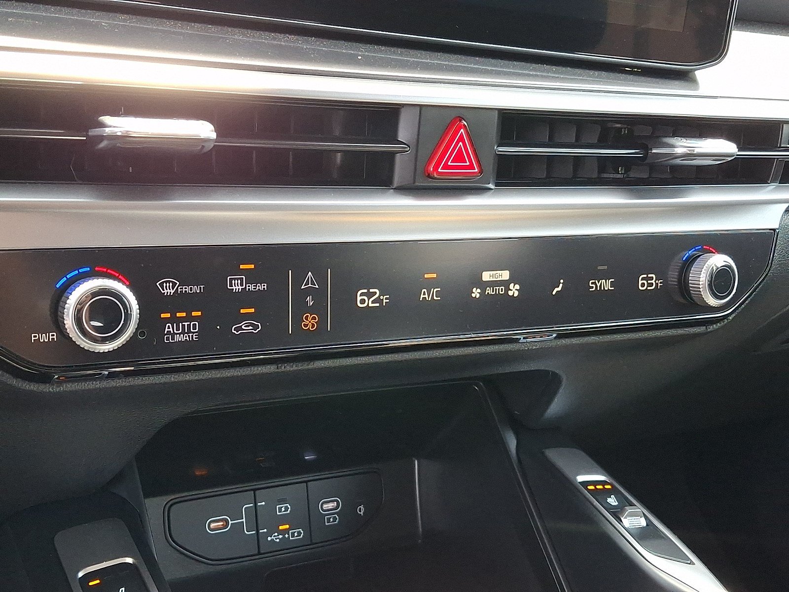 New 2026 Kia Sorento S AWD/4WD image 8