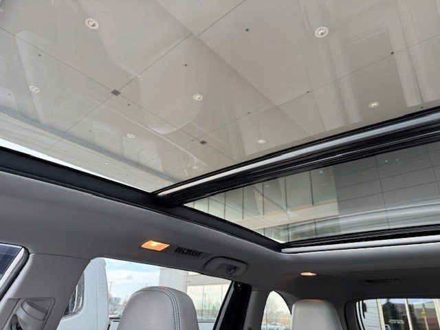 Used 2017 Toyota Highlander Limited Platinum image 11