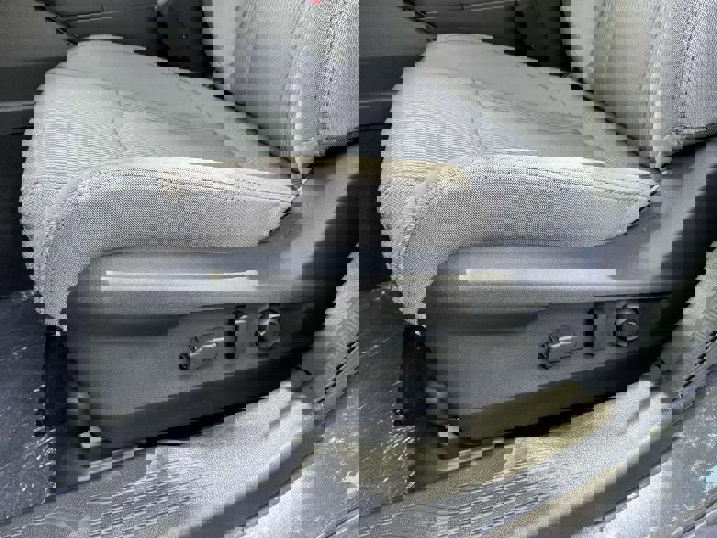 New 2025 Subaru Legacy Premium w/ Popular Package #1A AWD/4WD image 15