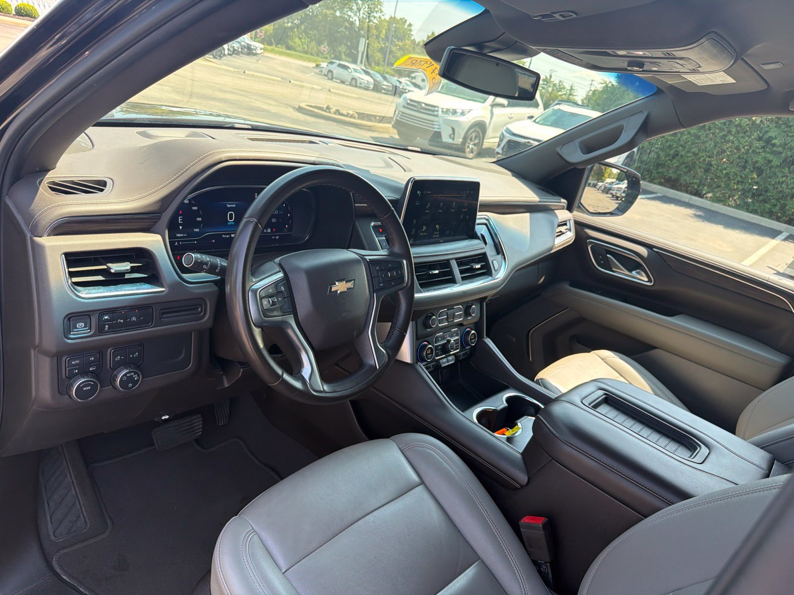 Used 2024 Chevrolet Tahoe LT AWD/4WD image 10