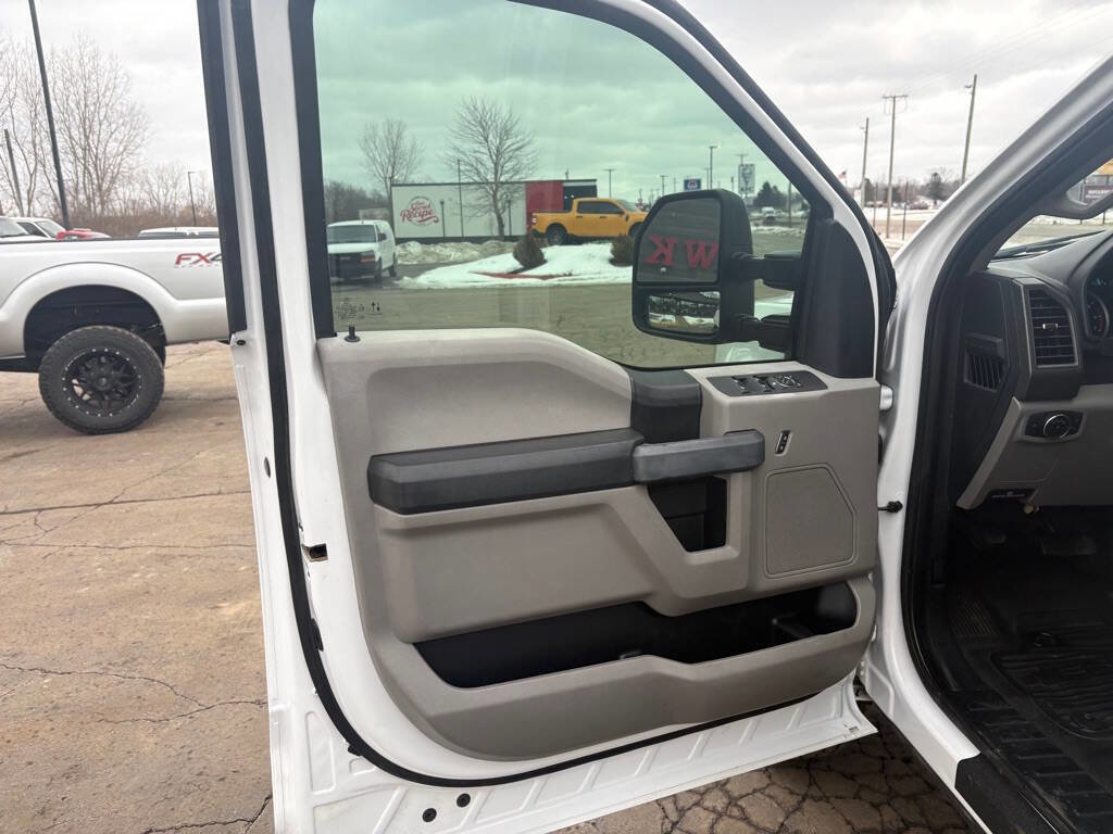 Used 2020 Ford F250 XL w/ Power Equipment Group AWD/4WD image 9
