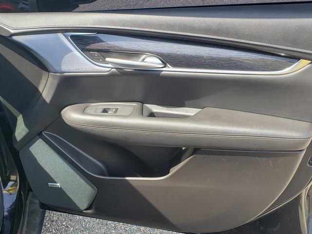Used 2023 Cadillac XT5 Premium Luxury w/ LPO, Floor Liner Package AWD/4WD image 22