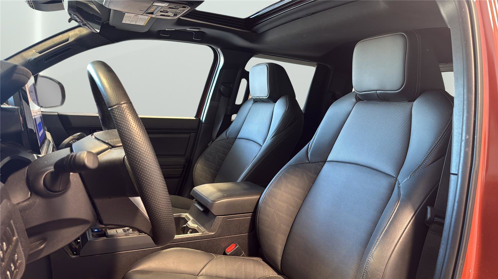 Used 2025 Toyota Tacoma TRD Off-Road w/ TRD Off Road Premium Package image 9