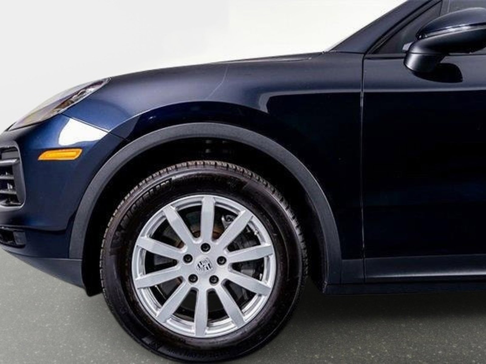 Used 2022 Porsche Cayenne S image 20