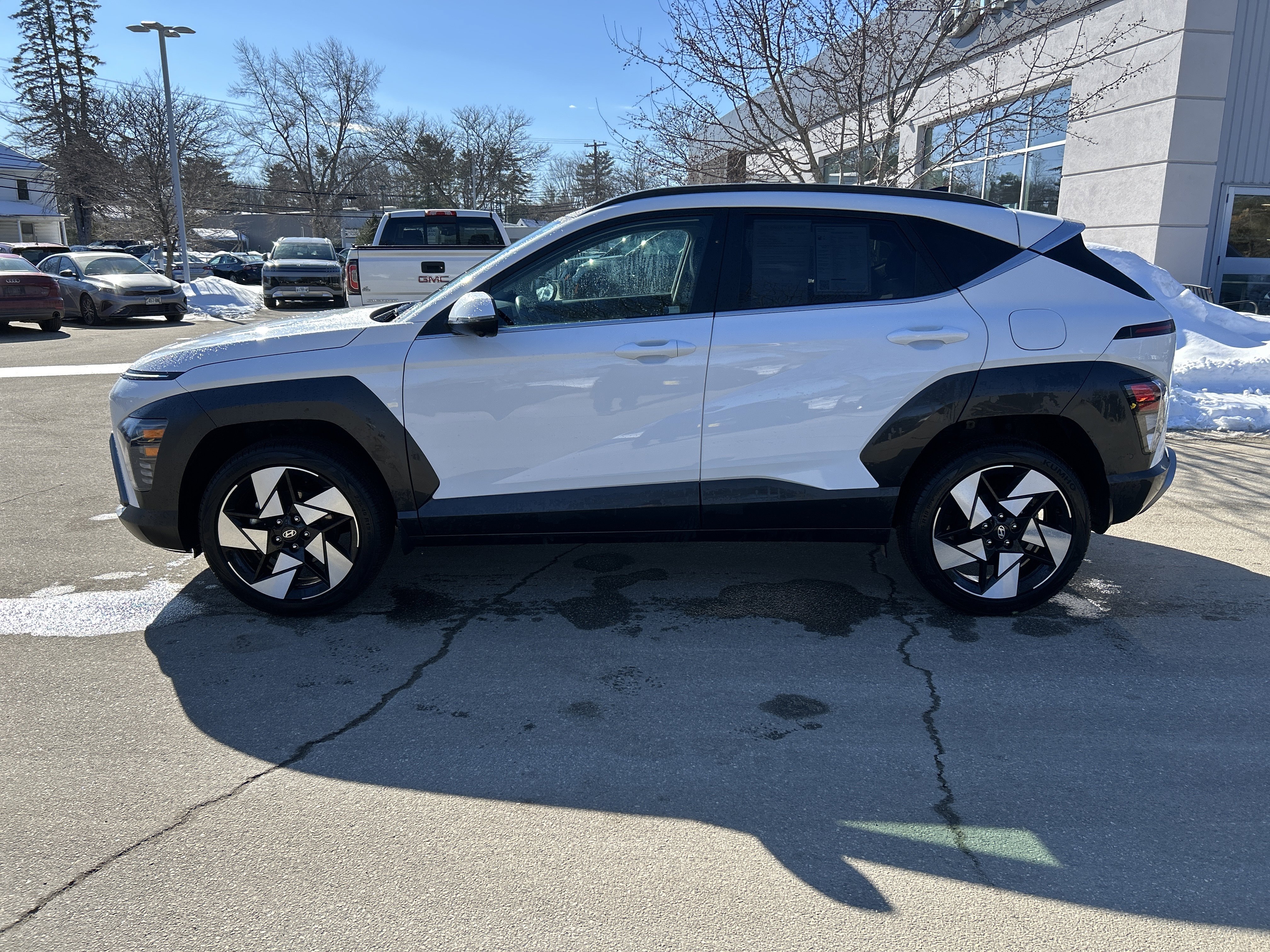Certified 2025 Hyundai Kona Limited image 8