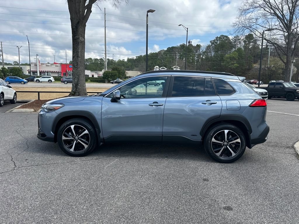 Used 2024 Toyota Corolla Cross XSE w/ Convenience Package image 7