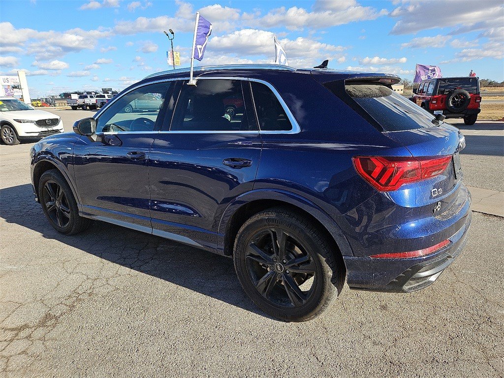 Used 2022 Audi Q3 2.0T Premium w/ Convenience Package image 4