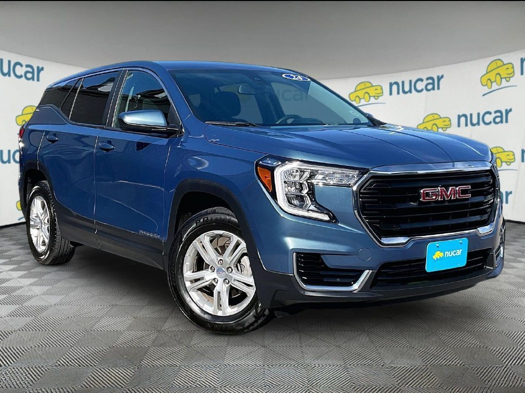 Used 2024 GMC Terrain SLE AWD/4WD image 1