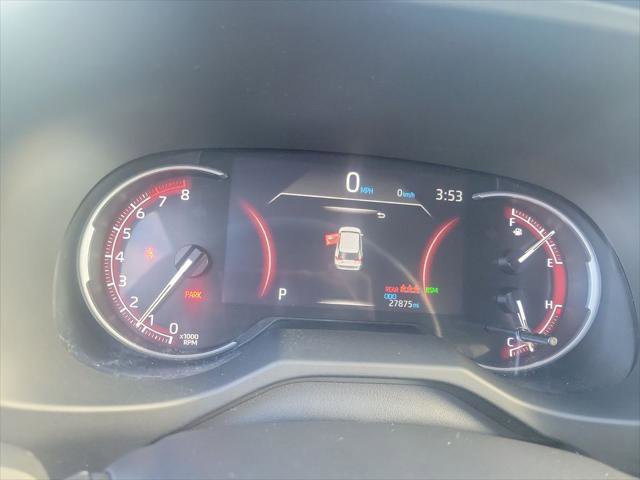 Certified 2025 Toyota RAV4 XLE image 32