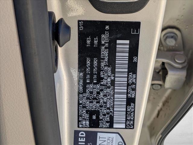 Used 2016 Lexus LX 570 4WD image 28