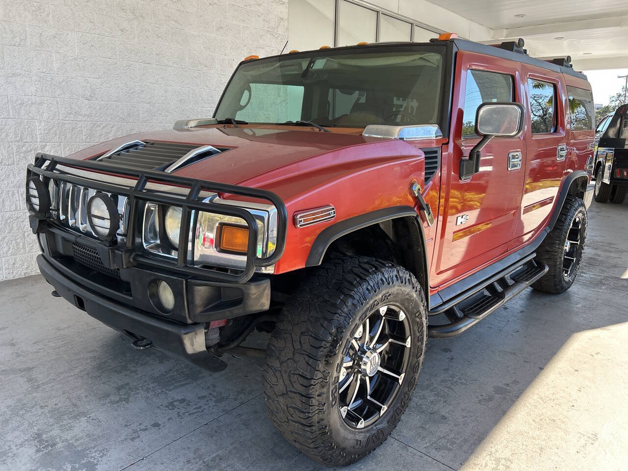Used 2003 HUMMER H2 w/ Preferred Equipment Group AWD/4WD image 1