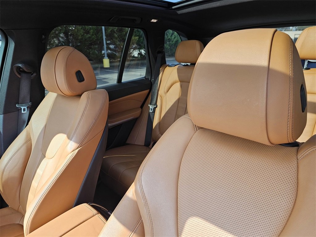 Used 2021 BMW X5 xDrive40i w/ Convenience Package image 17