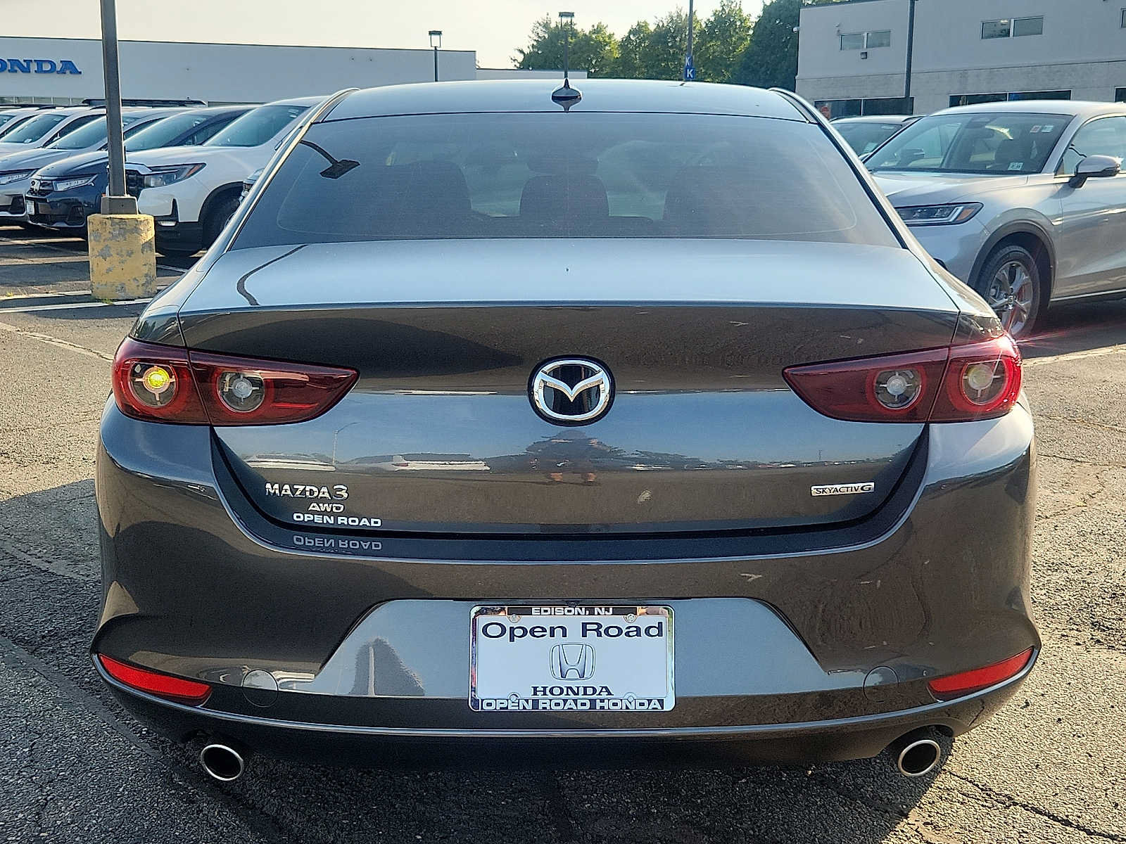 Used 2023 MAZDA MAZDA3 s AWD/4WD image 5