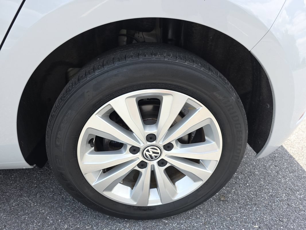 Used 2020 Volkswagen Golf 4-Door FWD image 35