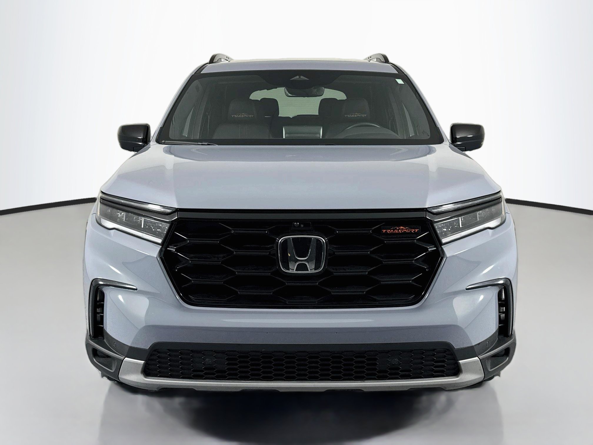 Certified 2025 Honda Pilot TrailSport image 2