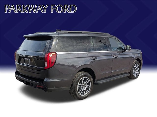 Used 2025 Ford Expedition Active image 5