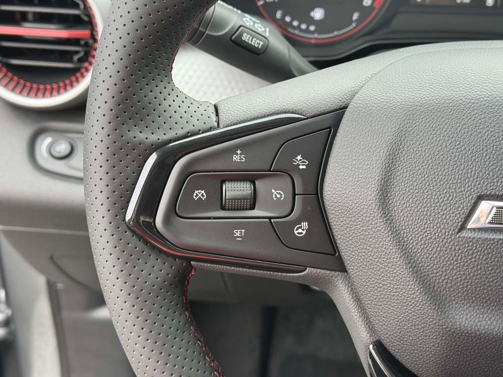 New 2026 Chevrolet Trax RS w/ Sunroof Package image 22