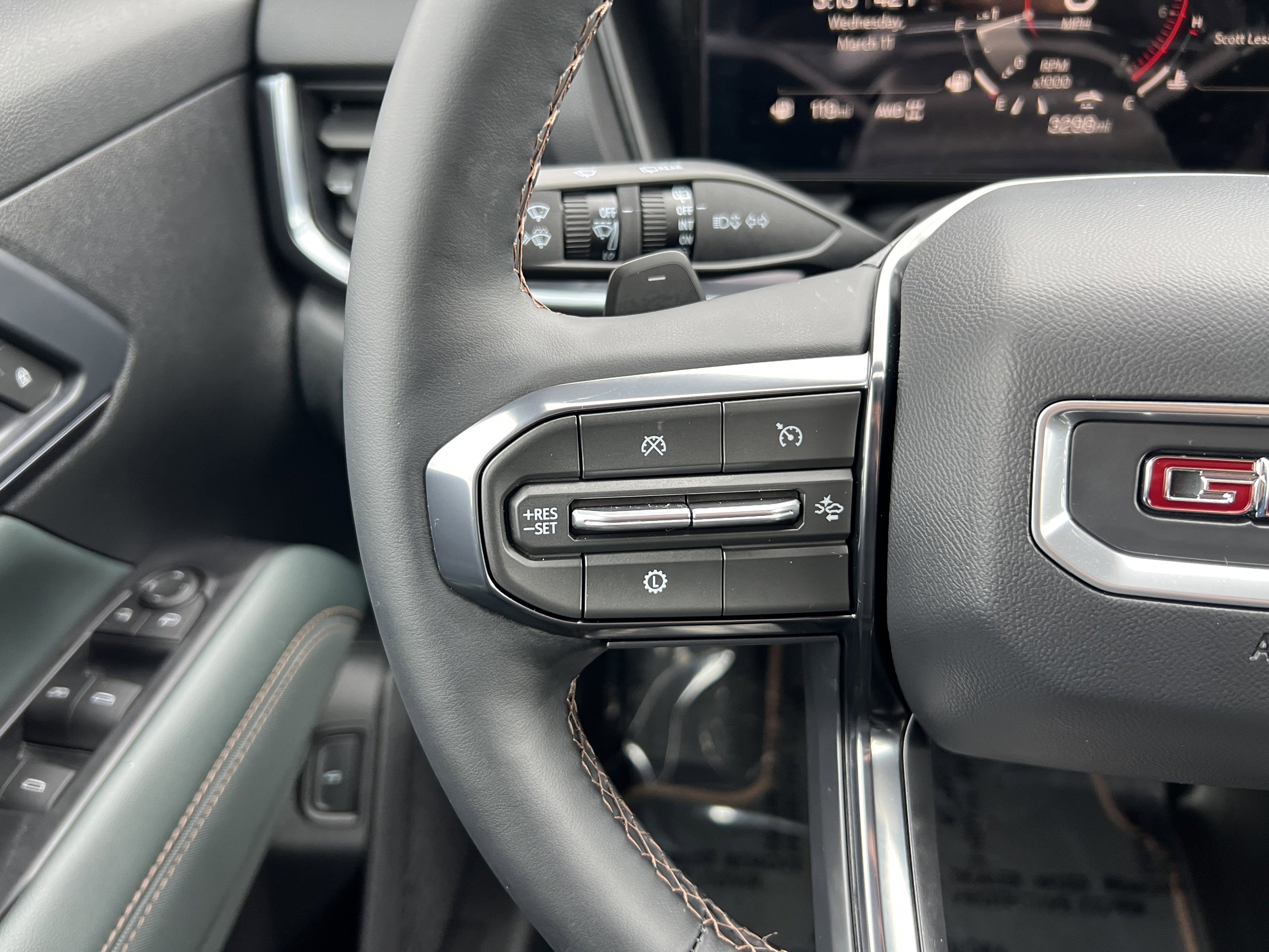 Used 2026 GMC Terrain AT4 image 28