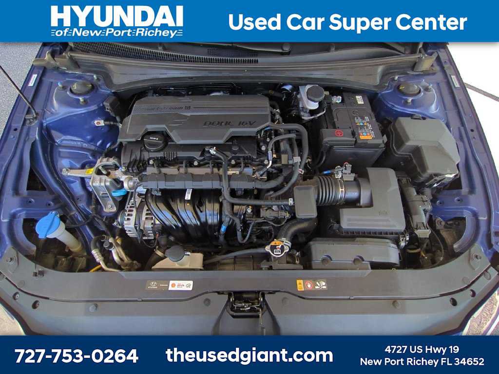 Used 2025 Hyundai Elantra SEL FWD image 12