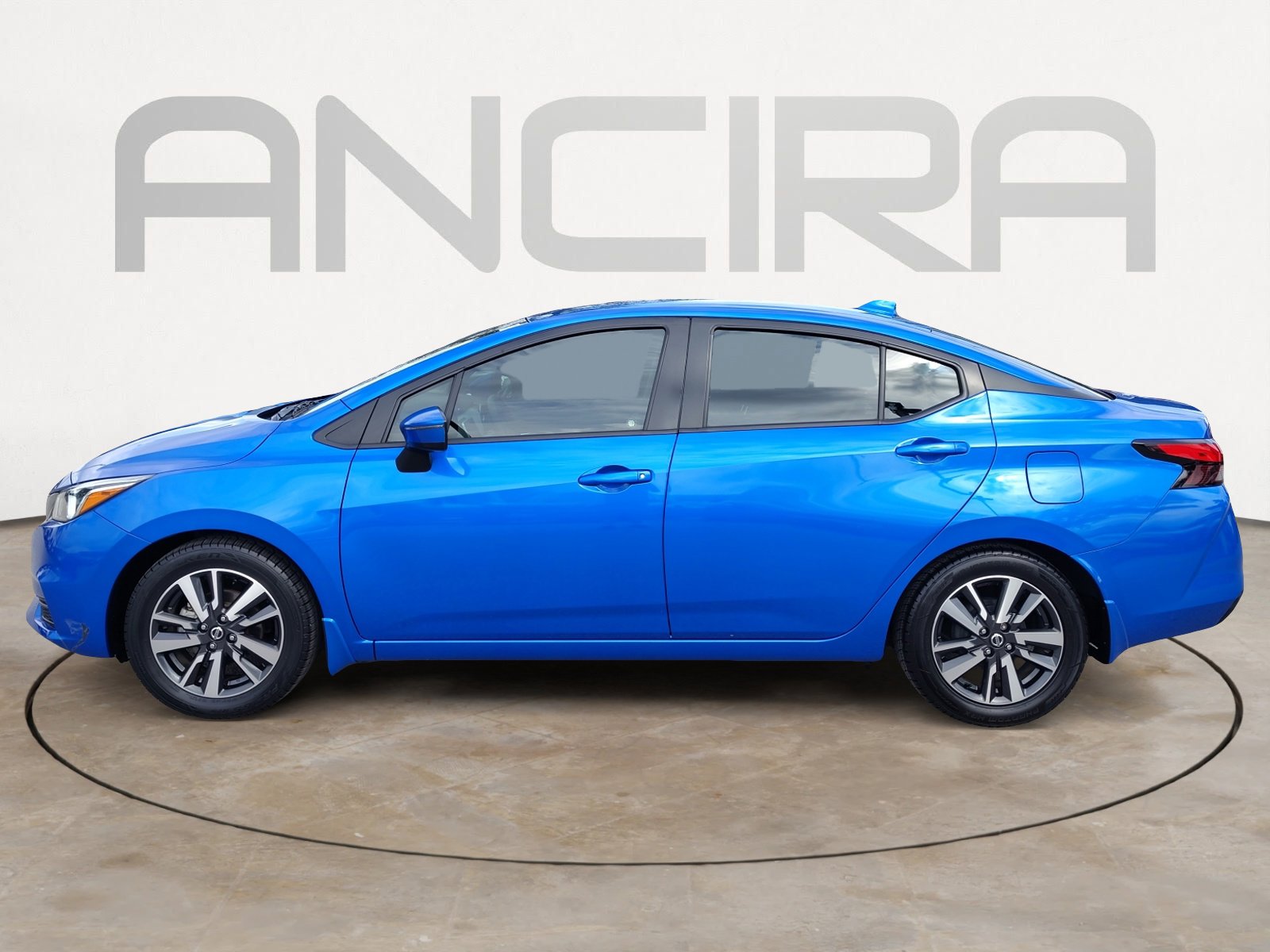 Used 2021 Nissan Versa SV FWD image 11