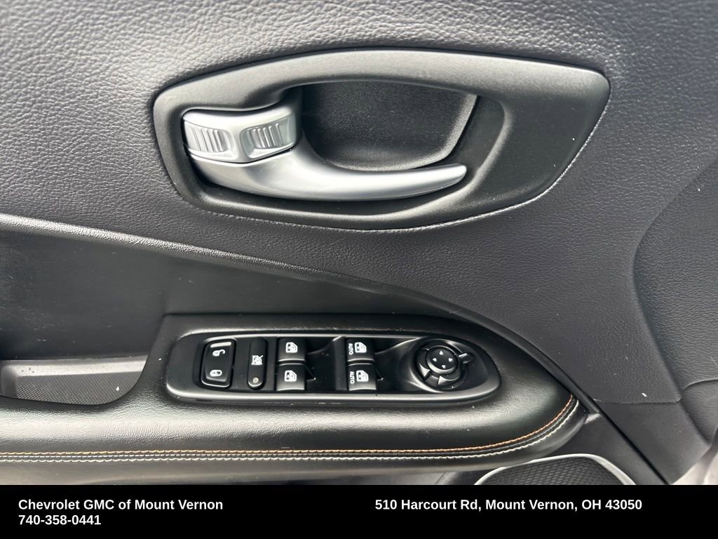 Used 2018 Jeep Compass Latitude w/ Popular Equipment Group image 15