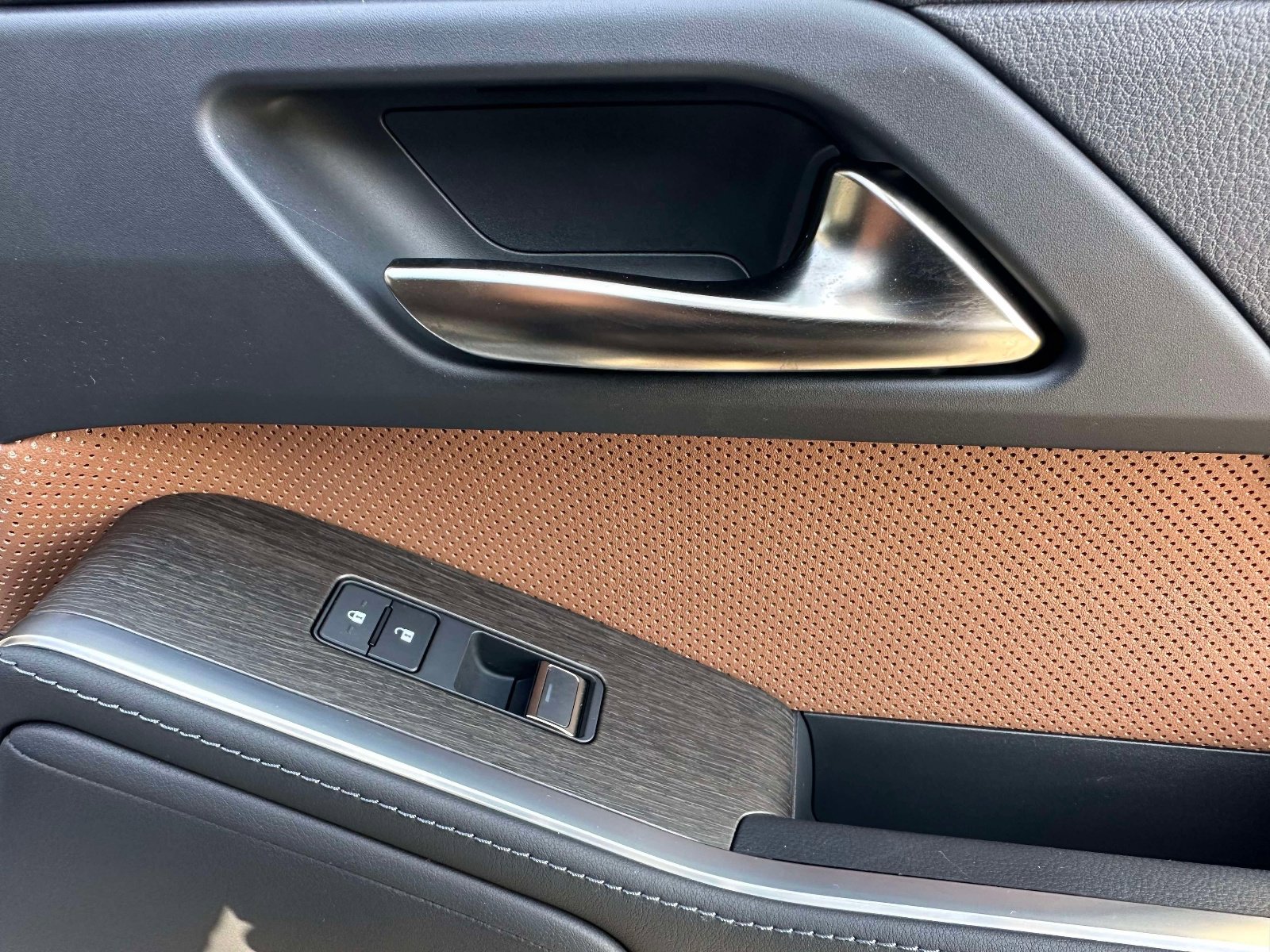 Used 2025 Lexus GX 550 image 25