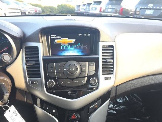 Used 2013 Chevrolet Cruze LT image 16