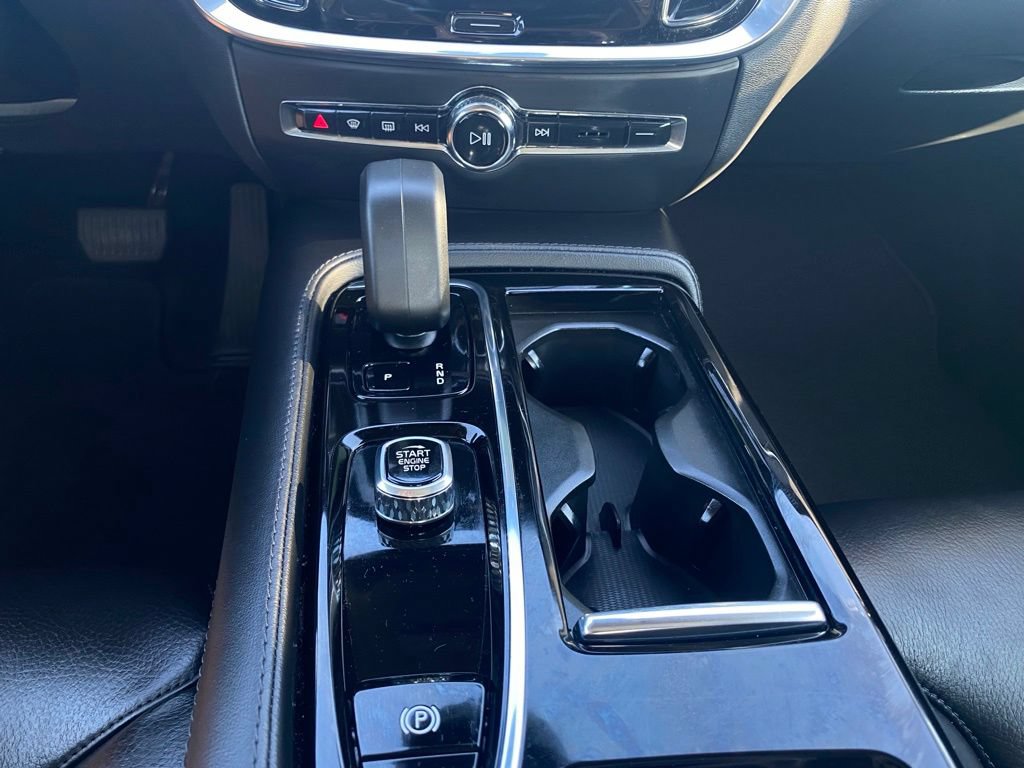 Used 2023 Volvo S60 T8 Plus AWD/4WD image 19