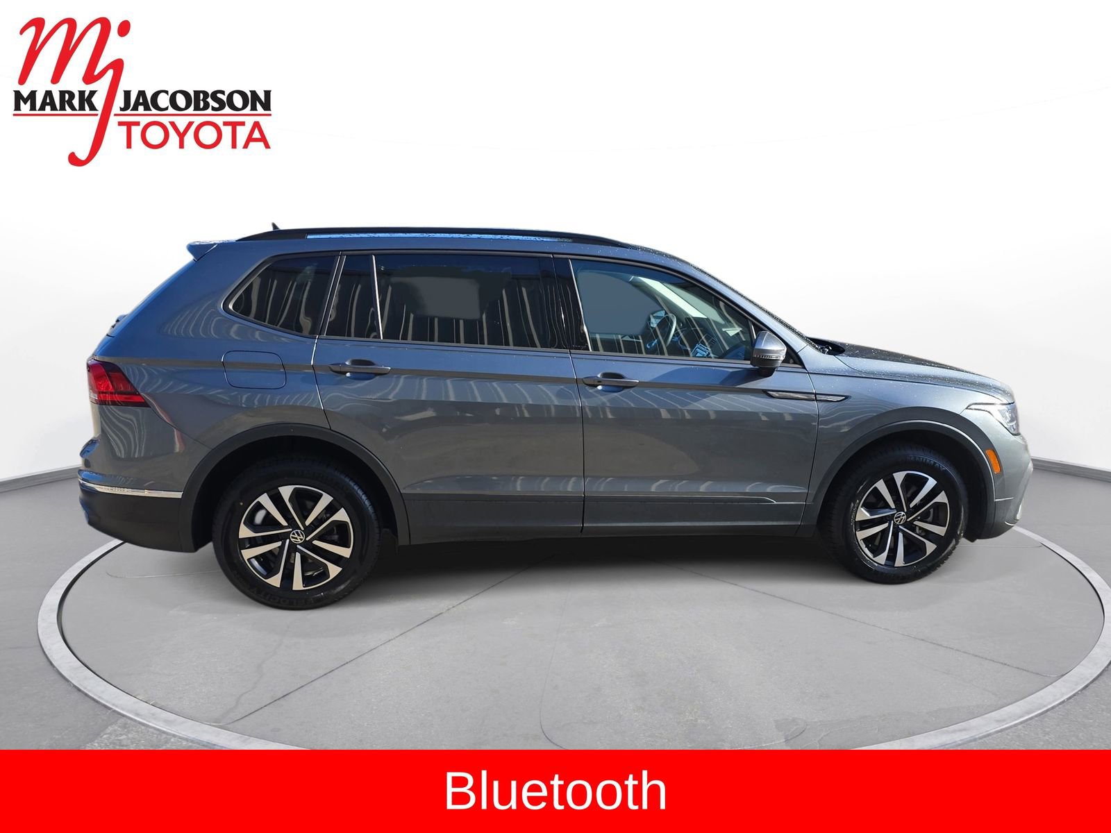 Used 2023 Volkswagen Tiguan S image 6