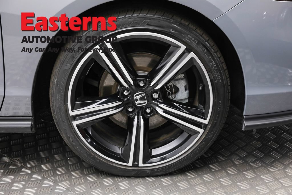 Used 2025 Honda Accord Sport image 30