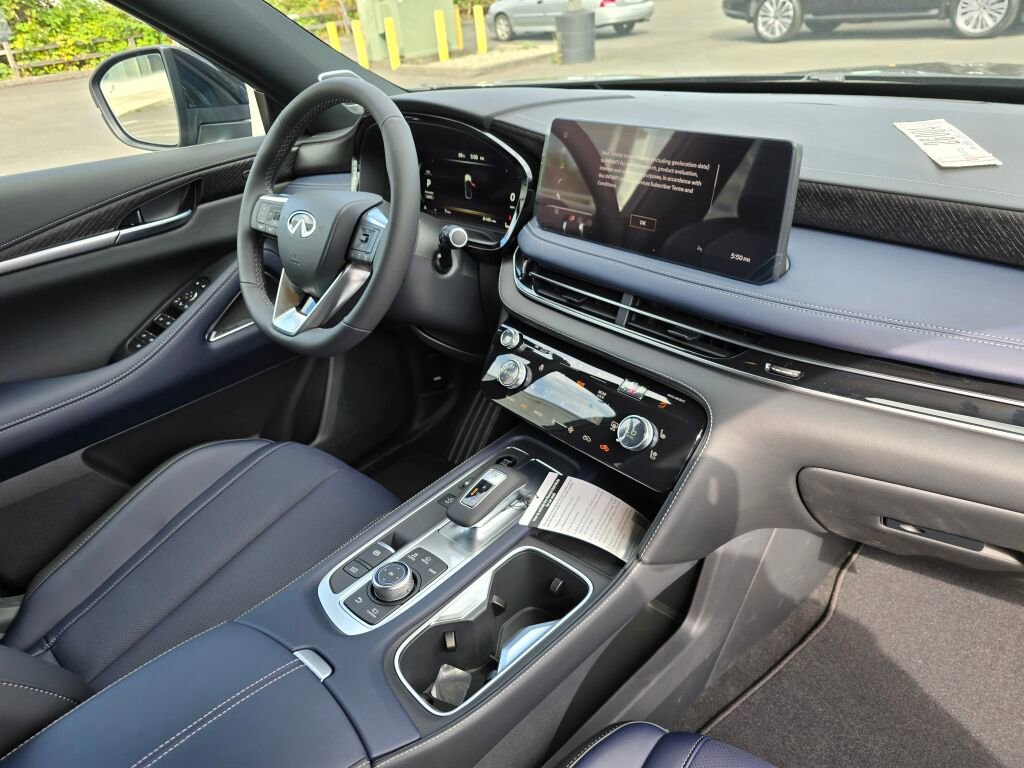 New 2026 INFINITI QX60 Sport w/ Dark Cargo Package image 11