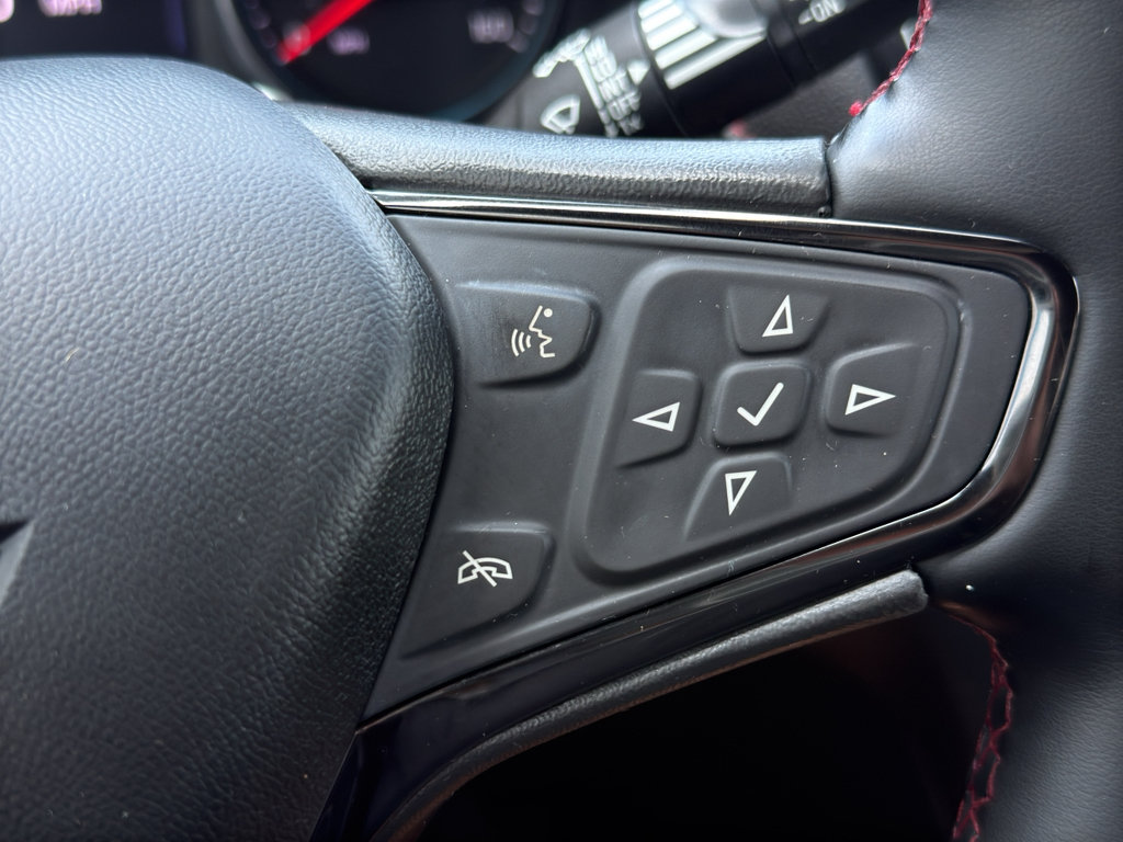 Used 2023 Chevrolet Equinox RS w/ RS Leather Package AWD/4WD image 18