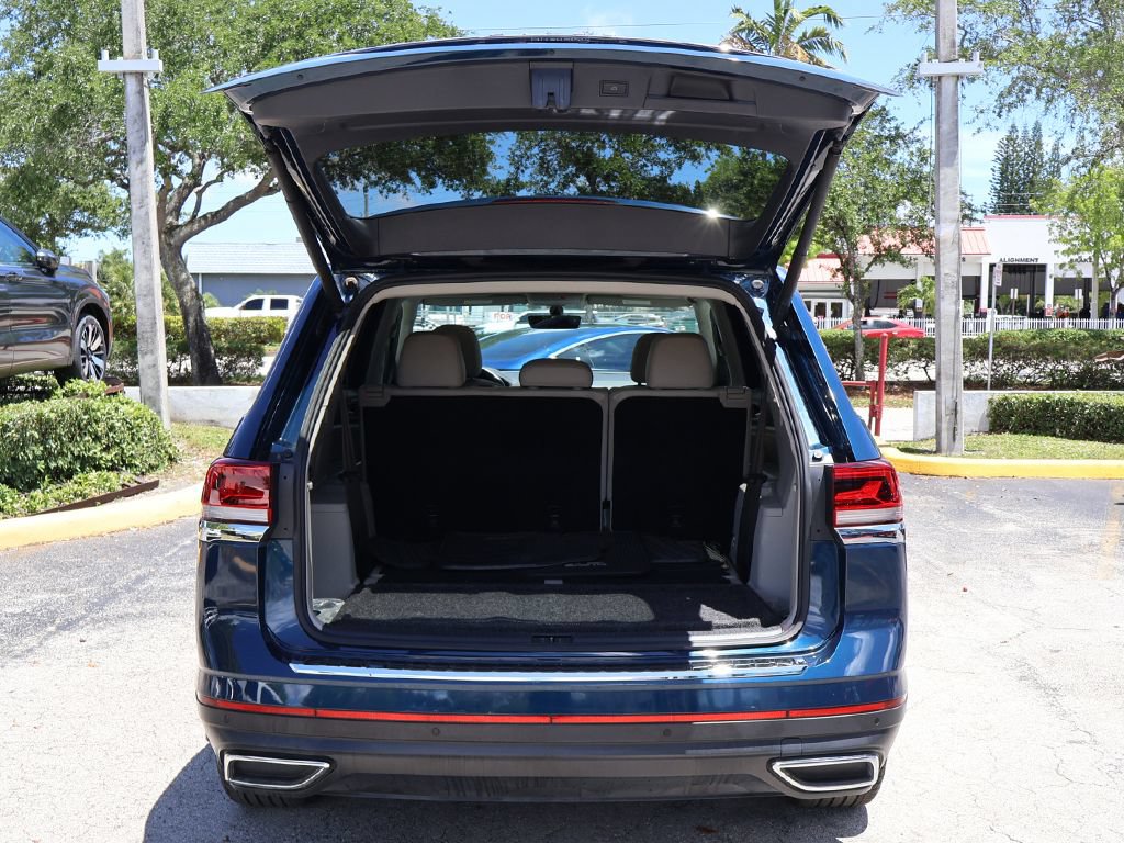 Used 2022 Volkswagen Atlas SE w/ Panoramic Sunroof Package FWD image 19