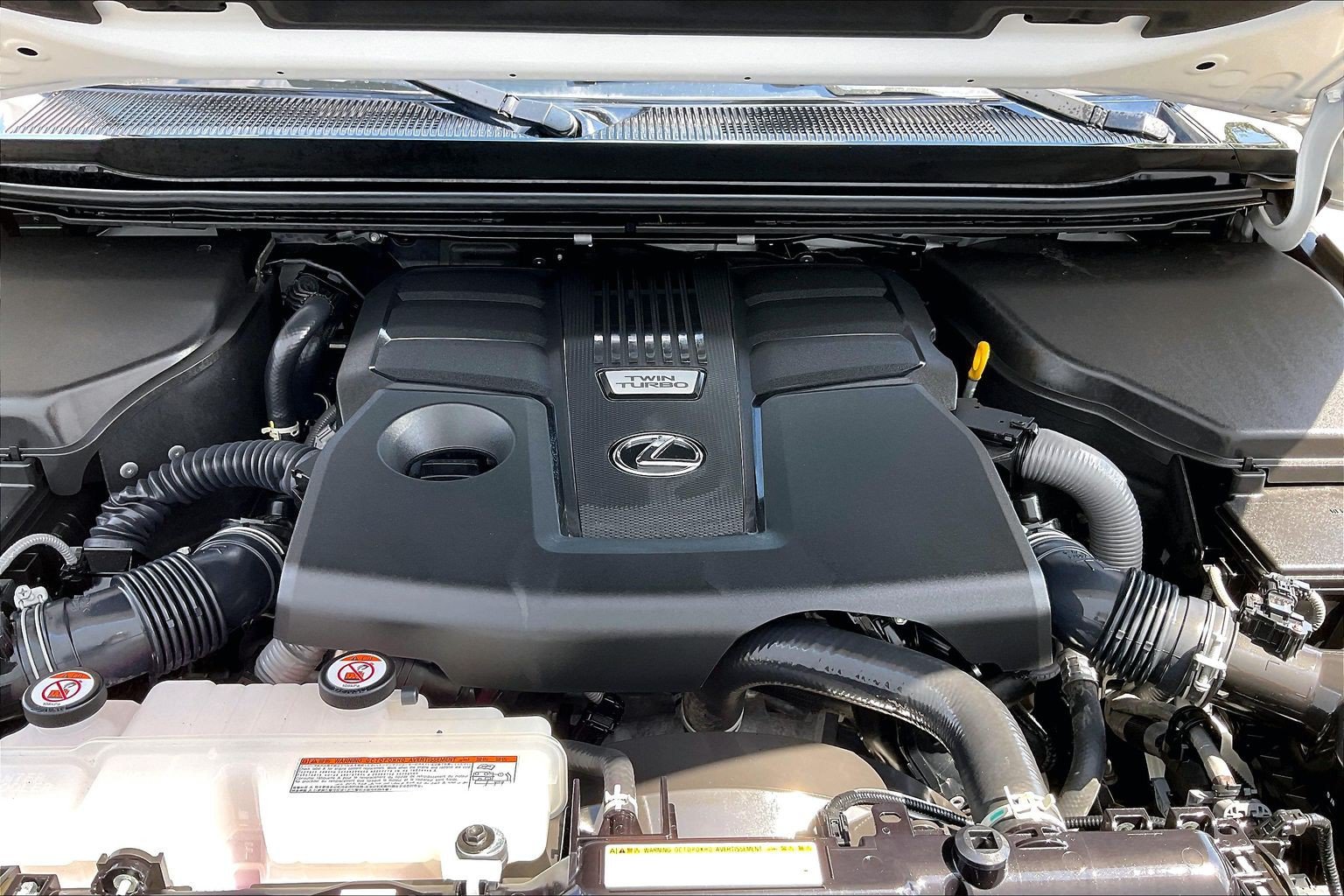 Used 2025 Lexus GX 550 w/ Accessory Package (2T) AWD/4WD image 13