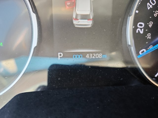 Used 2021 Toyota RAV4 XLE w/ Convenience Package AWD/4WD image 19