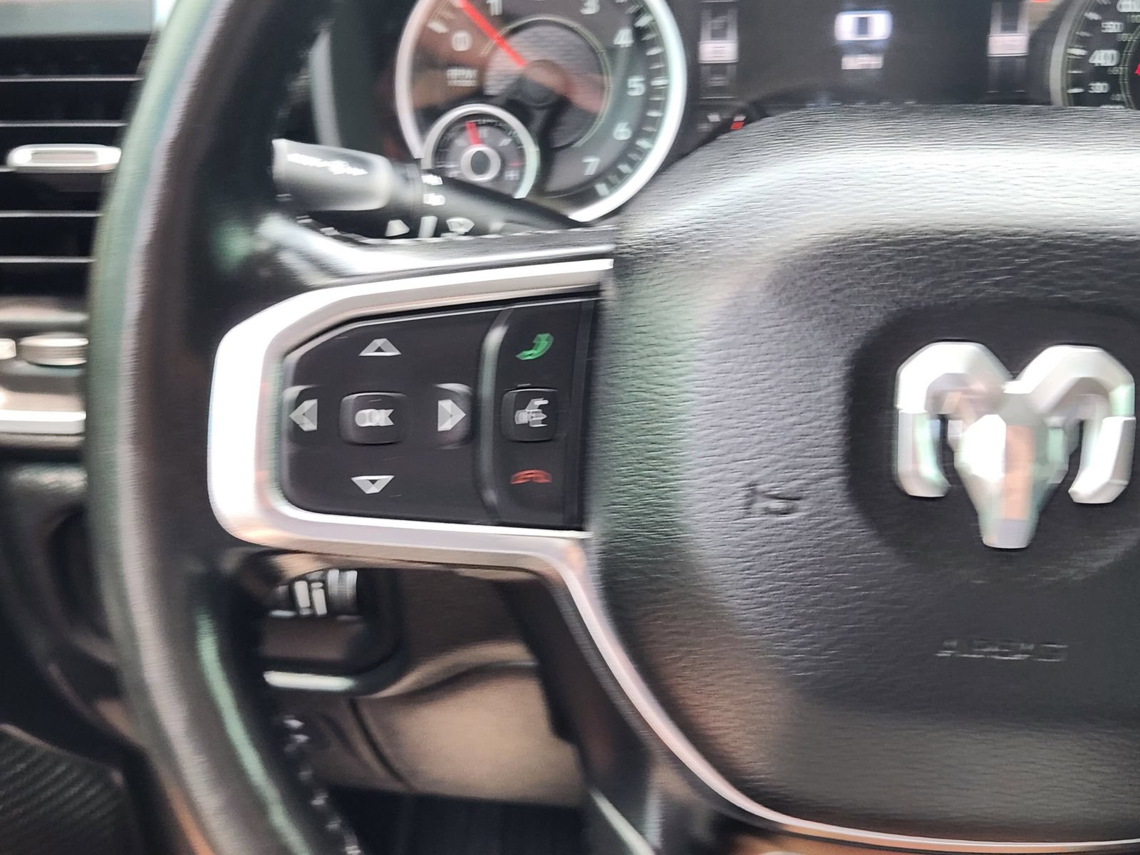 Used 2021 RAM 1500 Laramie w/ Laramie Southwest Edition RWD image 33