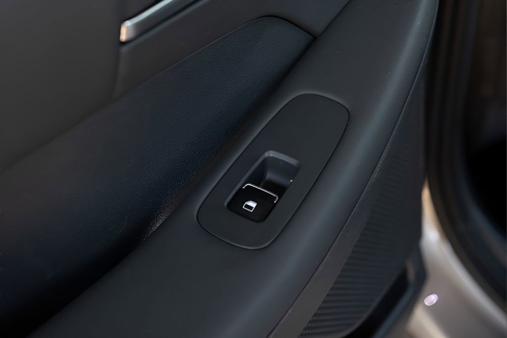 Used 2020 Hyundai Sonata SEL Plus w/ Tech Package image 54