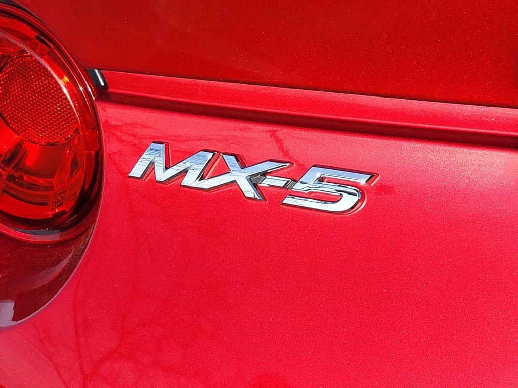 Used 2017 MAZDA MX-5 Miata RF Grand Touring image 30
