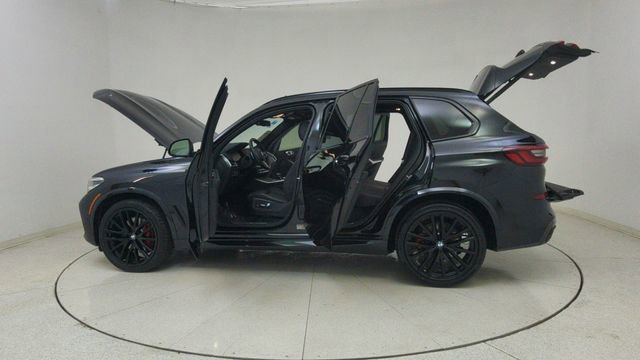Used 2023 BMW X5 xDrive40i w/ M Sport Package image 77