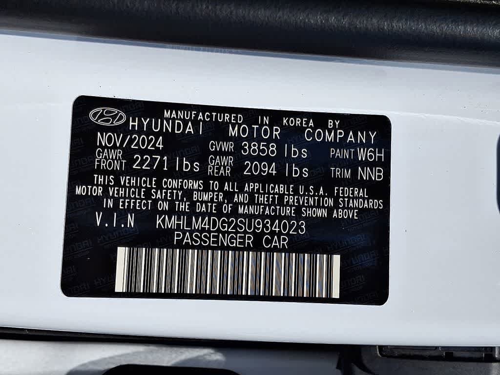 Certified 2025 Hyundai Elantra Sport FWD image 26