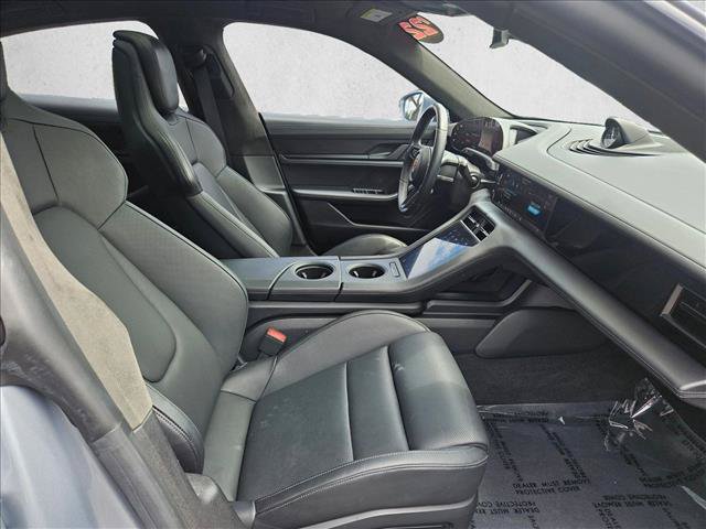 Used 2022 Porsche Taycan GTS AWD/4WD image 26