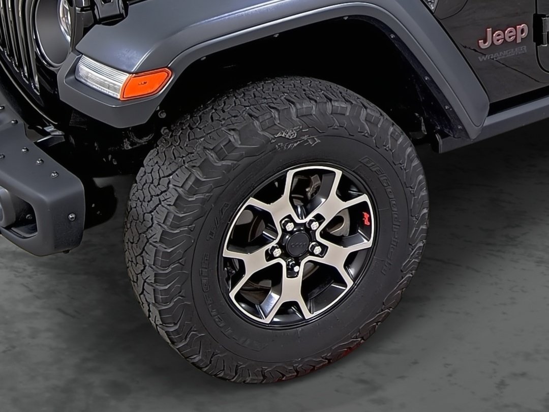 Used 2018 Jeep Wrangler Unlimited Rubicon w/ Dual Top Group AWD/4WD image 7