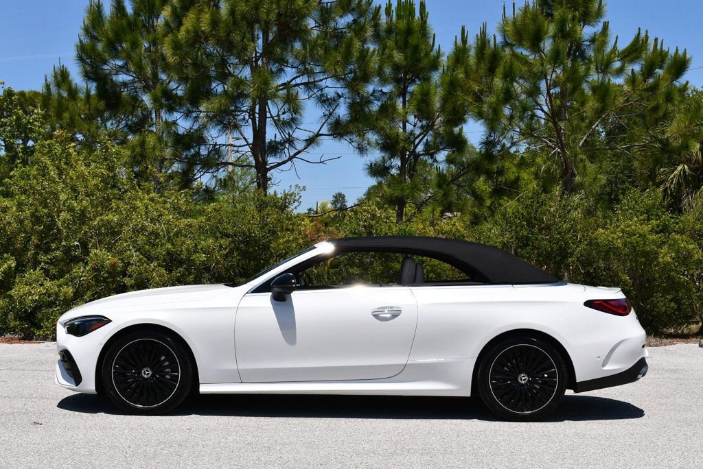 Used 2026 Mercedes-Benz CLE 450 4MATIC Cabriolet image 35