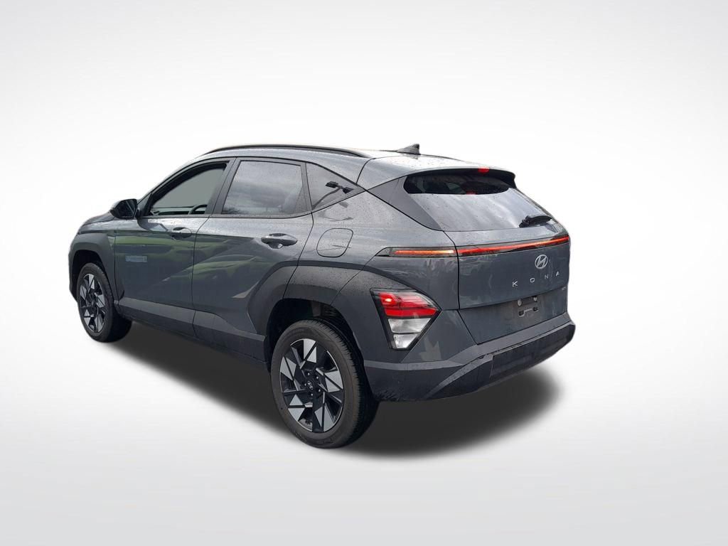 Used 2025 Hyundai Kona SEL image 6